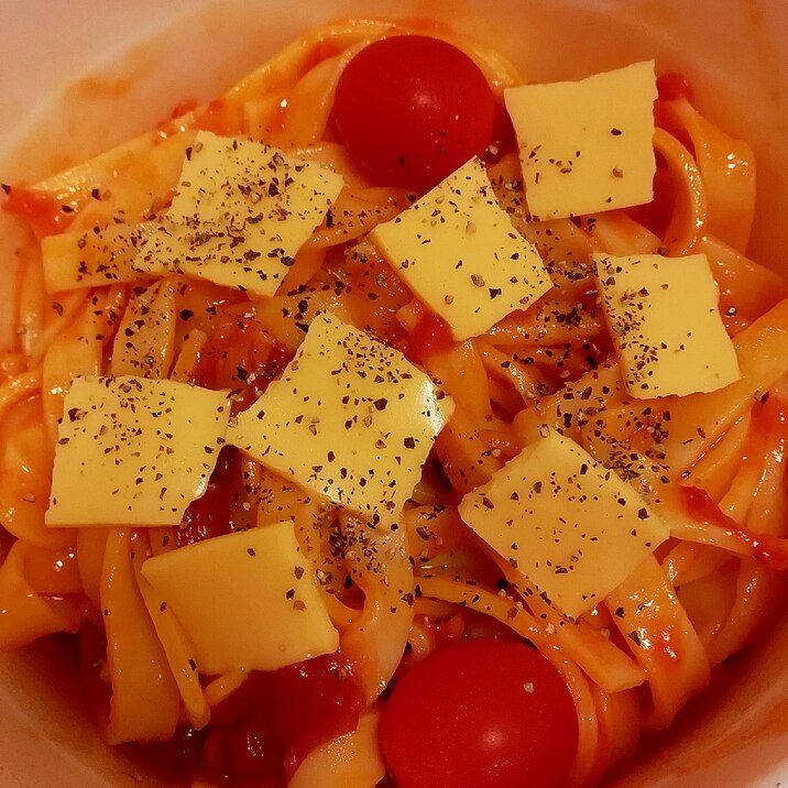 ミニトマトとスライスチーズ入り トマトソースパスタ レシピ 作り方 By みずたまsweet 楽天レシピ ミニトマトとスライスチーズ入り トマトソースパスタ レシピ 作り方 By みずたまsweet 楽天レシピ
